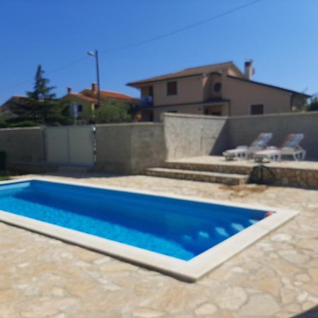 Vila Lokvanj Ližnjan Kültér fotó