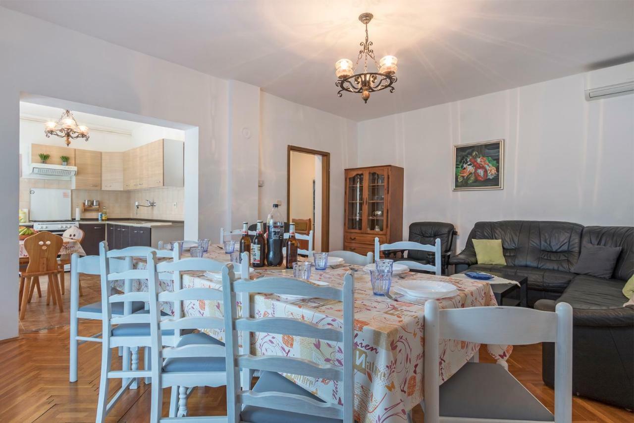Vila Lokvanj Ližnjan Kültér fotó