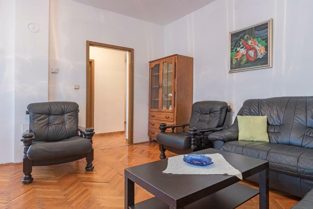 Vila Lokvanj Ližnjan Kültér fotó